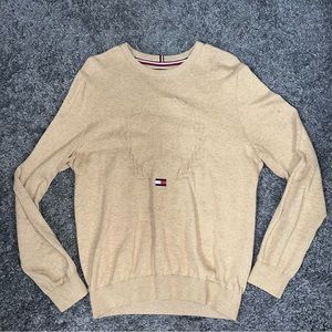 Men’s Tan Tommy Hilfiger Sweater Size: M
